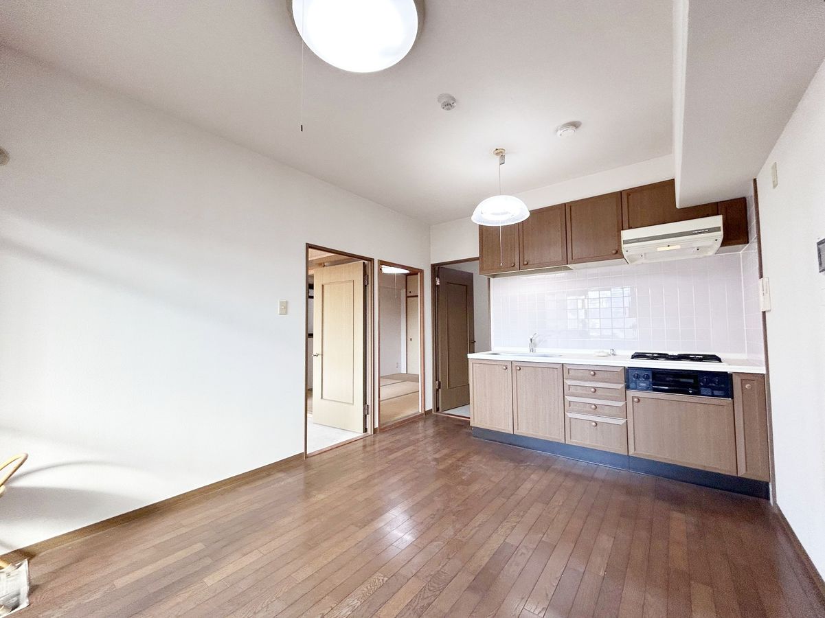 アンビエント江坂 リビング リビング