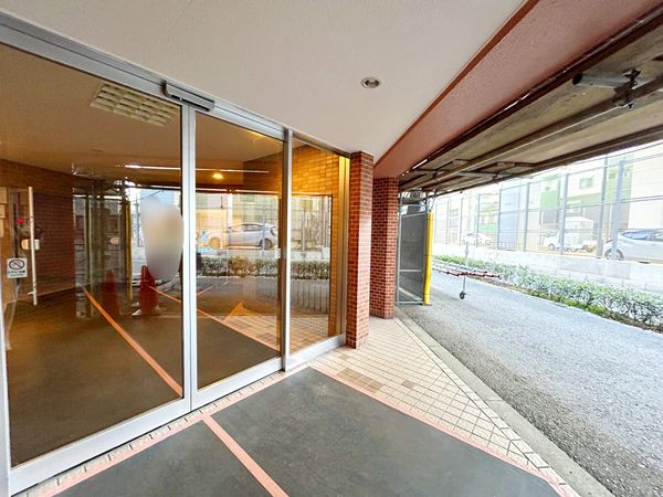 デリード田辺駅前 エントランス デリード田辺駅前 エントランス