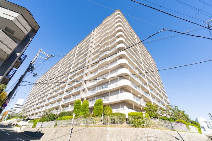 日商岩井緑地公園マンション 外観