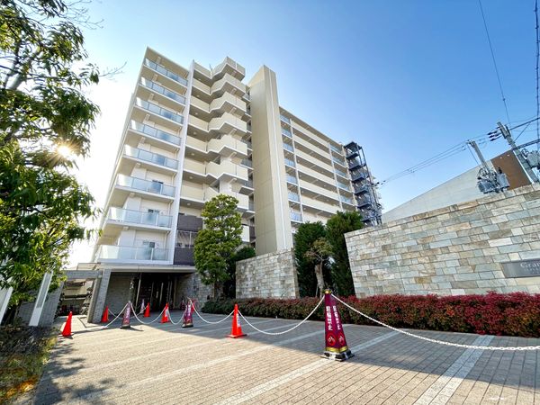 グランアッシュ豊中ゼスタ 外観