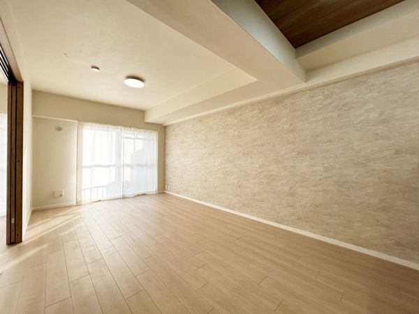 緑地公園パークハイツ 6号棟 室内