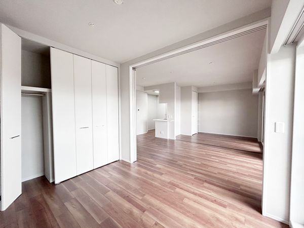 エステムコートクラスシティ リビング