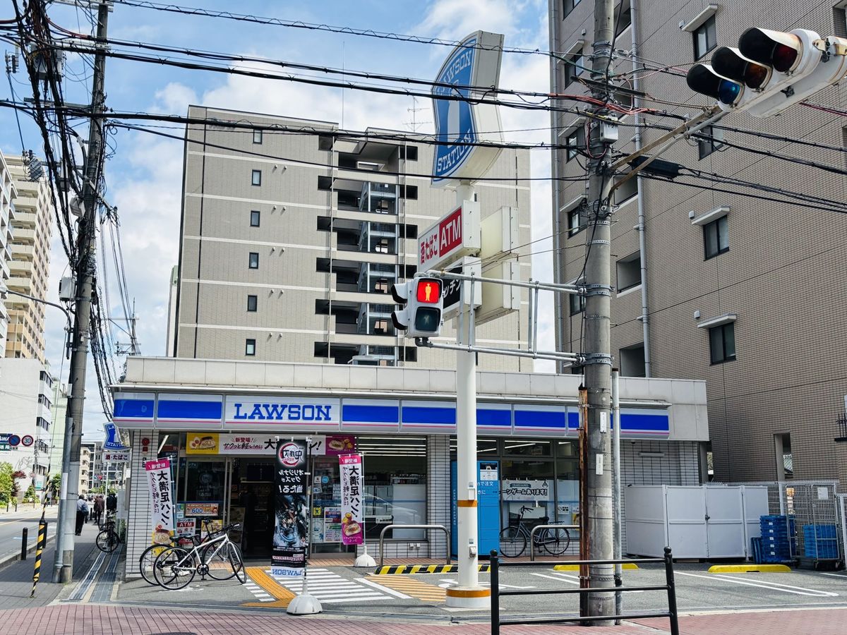 セレッソコート江坂 ローソン江坂東店(約160m) ローソン江坂東店(約160m)