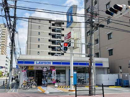 セレッソコート江坂 ローソン江坂東店(約160m) ローソン江坂東店(約160m)