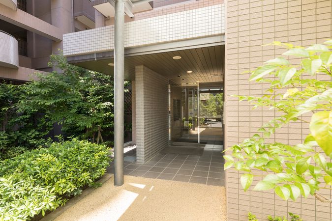 ローレルコート新千里東町あかしやの丘 Ⅰ番館 エントランス ローレルコート新千里東町あかしやの丘 Ⅰ番館 エントランス
