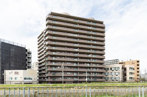 デュアル江坂広芝町 外観