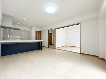 プライムハイツ新大阪 リビング