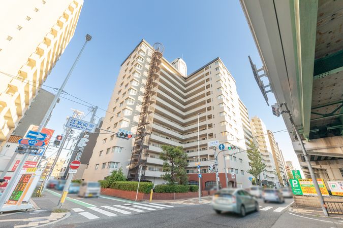 進和江坂アーバンライフ 外観