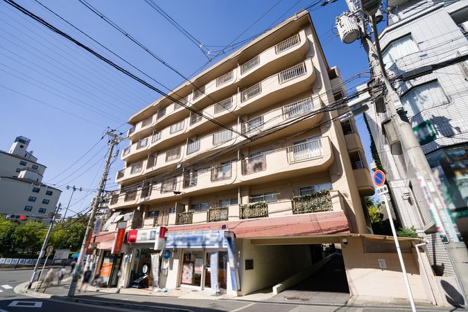 ライオンズマンション緑地公園 外観