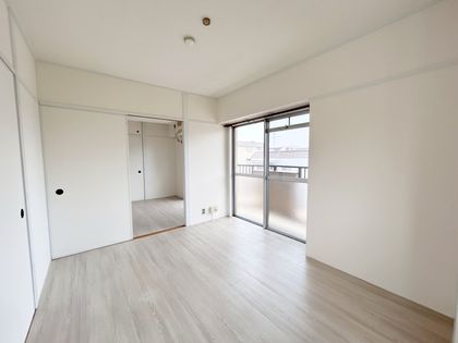 ライオンズマンション緑地公園 室内