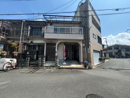 摂津市鳥飼野々三丁目 土地 前面道路含む外観