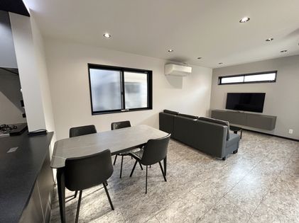 摂津市千里丘東四丁目 中古戸建 リビング