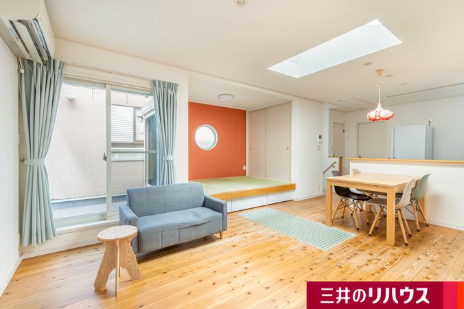 吹田市岸部北1丁目 中古戸建 リビング 吹田市岸部北1丁目 中古戸建 リビング