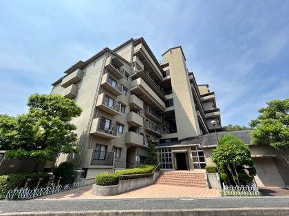 ユニハイム千里丘 1号棟 外観