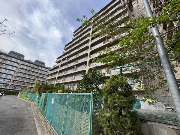 ルネ千里丘 2号棟 外観 ルネ千里丘 2号棟 外観