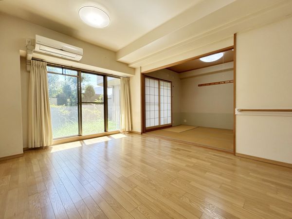 サンマンションアトレ吹田片山通り リビング