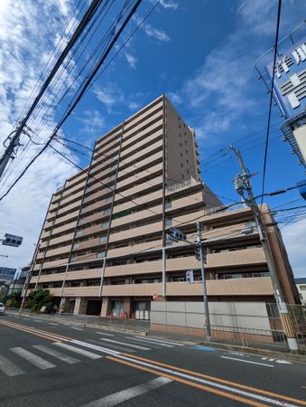 エイジングコート千里丘 外観