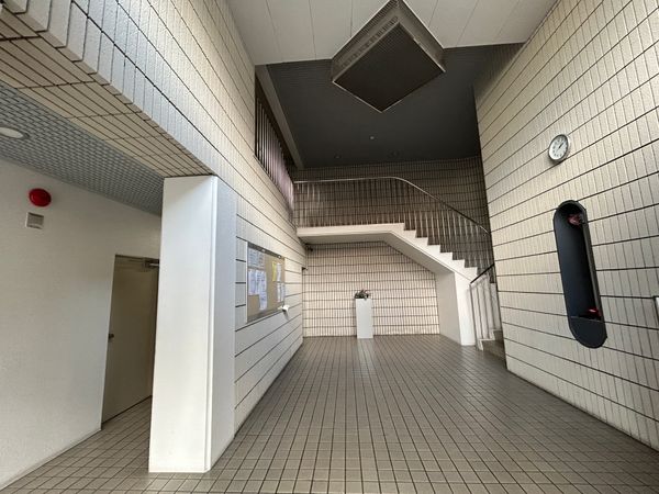 インペリアル千里青葉丘 エントランス エントランス