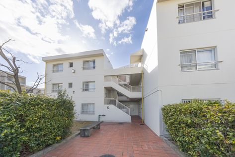 千里月見ヶ丘ハイツ K棟 外観