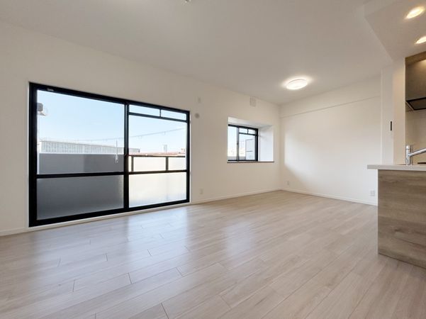 エンゼルハイム吹田東 リビング エンゼルハイム吹田東 リビング