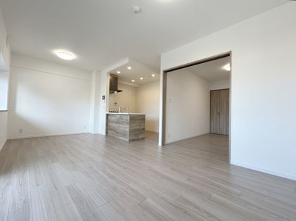 エンゼルハイム吹田東 リビング