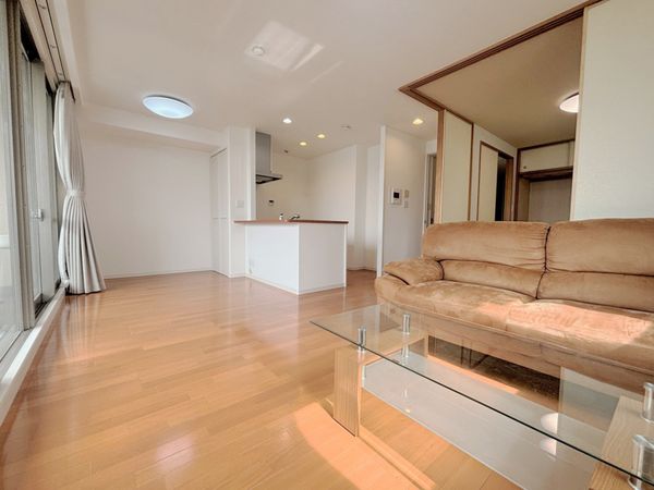 ディークラディア吹田千里丘 リビング