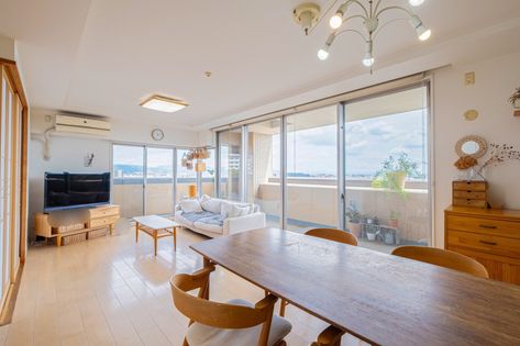 アリスト吹田新芦屋ヒルズ リビング