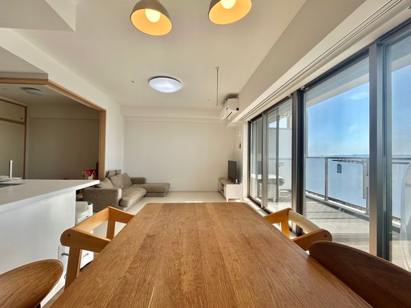 ローレルスクエア健都ザ・レジデンス Fifth stage リビング