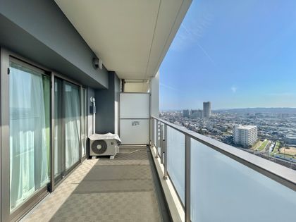 ローレルスクエア健都ザ・レジデンス Fifth stage バルコニー