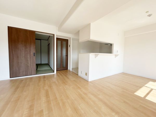 摂津スカイハイツ リビング