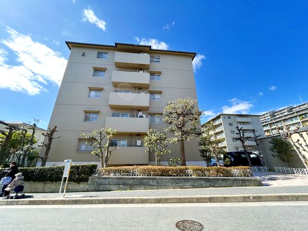 メゾン千里丘 A棟 外観