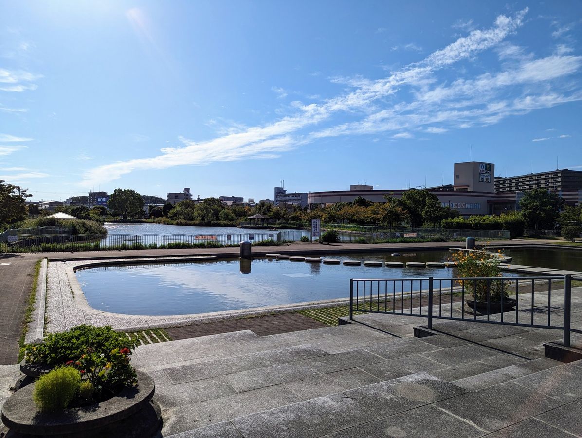千里ディアヒルズ アーバ・リッジ 市場池公園(約1070m) 市場池公園(約1070m)