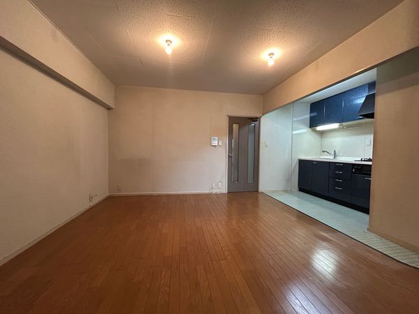 ルネ千里丘 弐号棟 リビング