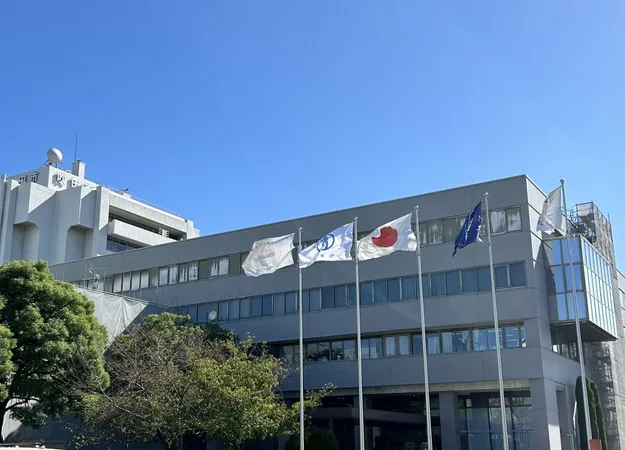 徒歩15分。