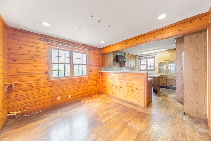 尼崎市武庫之荘6丁目 中古戸建 リビング