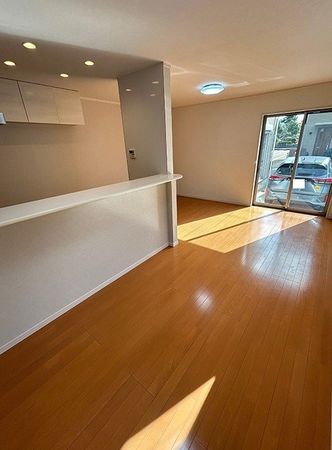 大島1丁目 戸建て リビング
