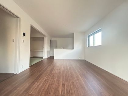 西昆陽1丁目新築戸建 6号棟 リビング