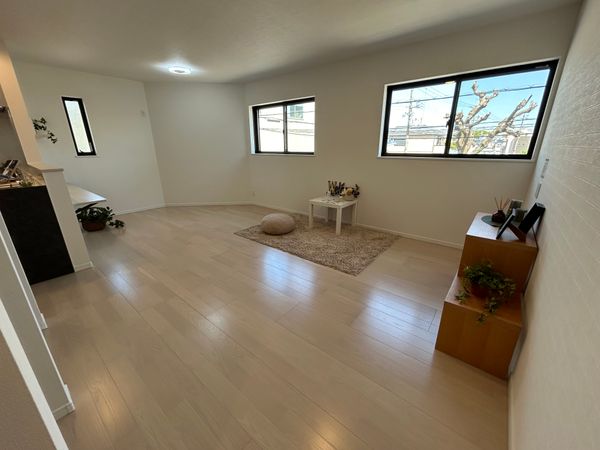 大庄北1丁目 新築戸建 リビング