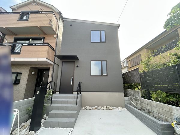 稲葉荘4丁目 新築戸建 外観