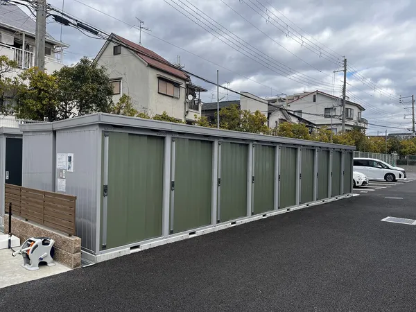 トランクルームセントポリア武庫之荘　阪急神戸線「武庫之荘」駅　徒歩4分