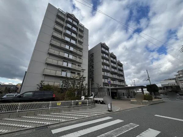 セントポリア武庫之荘　阪急神戸線「武庫之荘」駅　徒歩4分