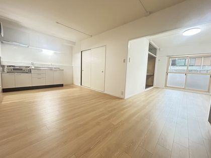 ろうきん立花コーポ B棟 リビング