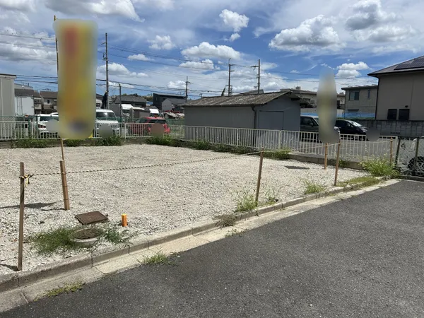前面道路含む外観