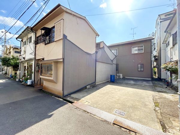 東大阪市俊徳町1丁目 前面道路含む外観