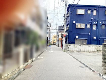 大阪府門真市五月田町 前面道路含む外観