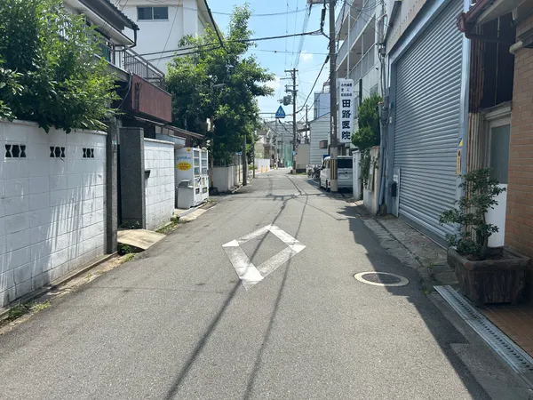 南側前面道路