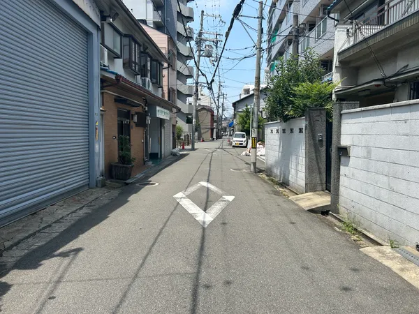 南側前面道路