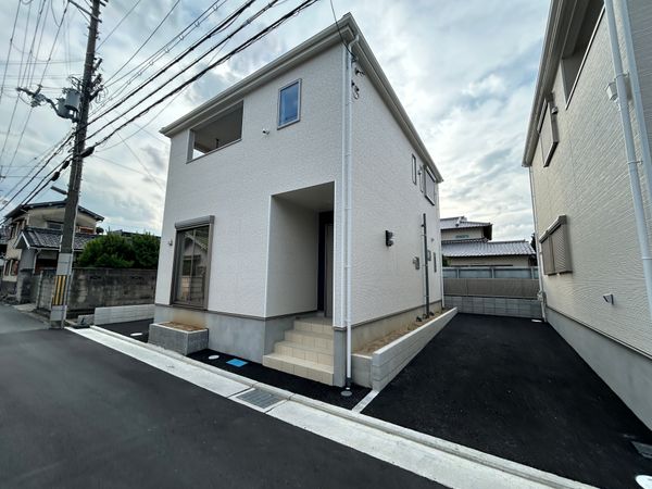 八尾市新家町2丁目第1 3号棟 外観 八尾市新家町2丁目第1 3号棟 外観