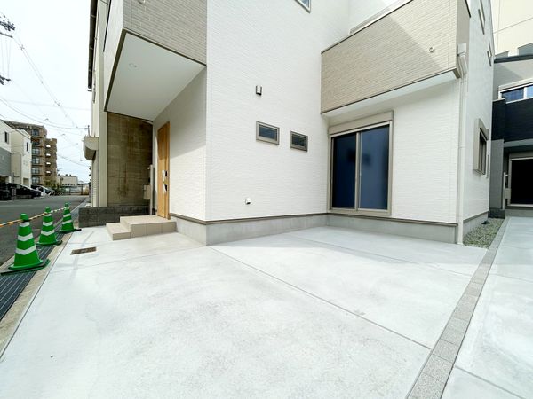 東大阪市南上小阪 新築A号棟 駐車場 駐車場