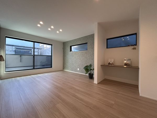 八尾市南本町4丁目 リビング